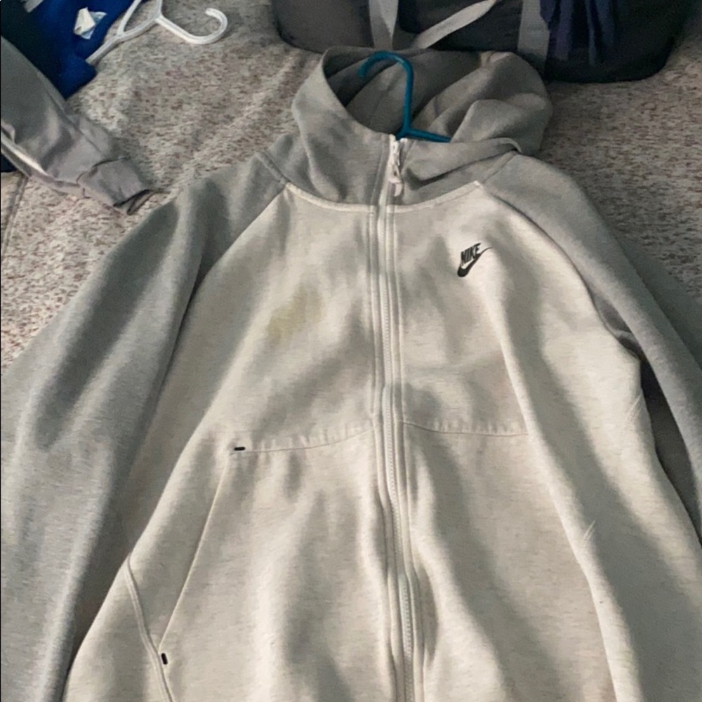 nike sweater